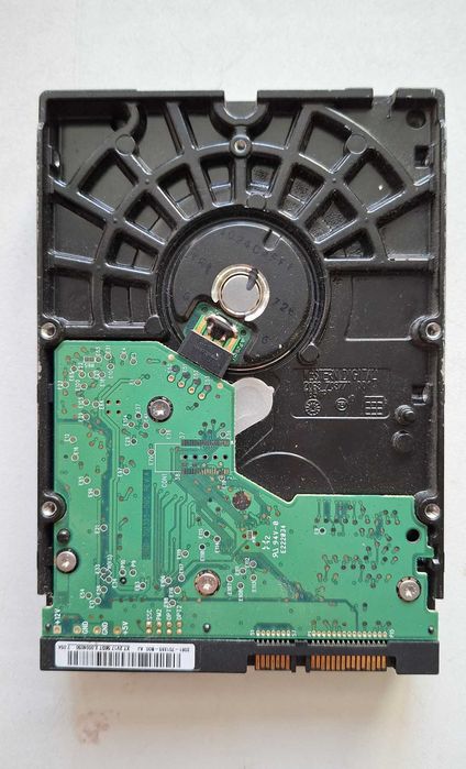 Жорсткий диск HDD 3.5" SATA Western Digital WD2500JS  250Gb.