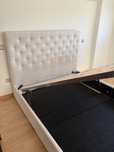 Cama de casal com sommier