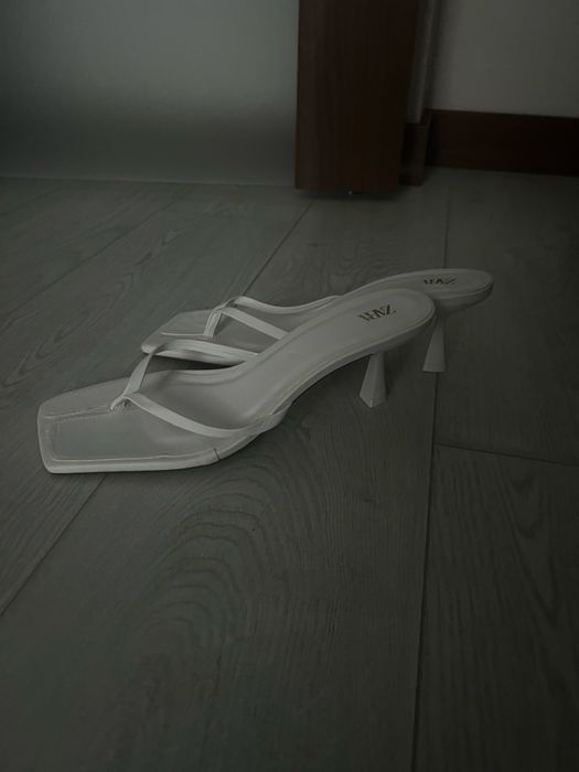 Туфлі MassimoDutti ,Вʼєтнамки шкіряні Zara 42 р.