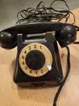 Stary aparat telefoniczny - model RWT CB-491/B-A
