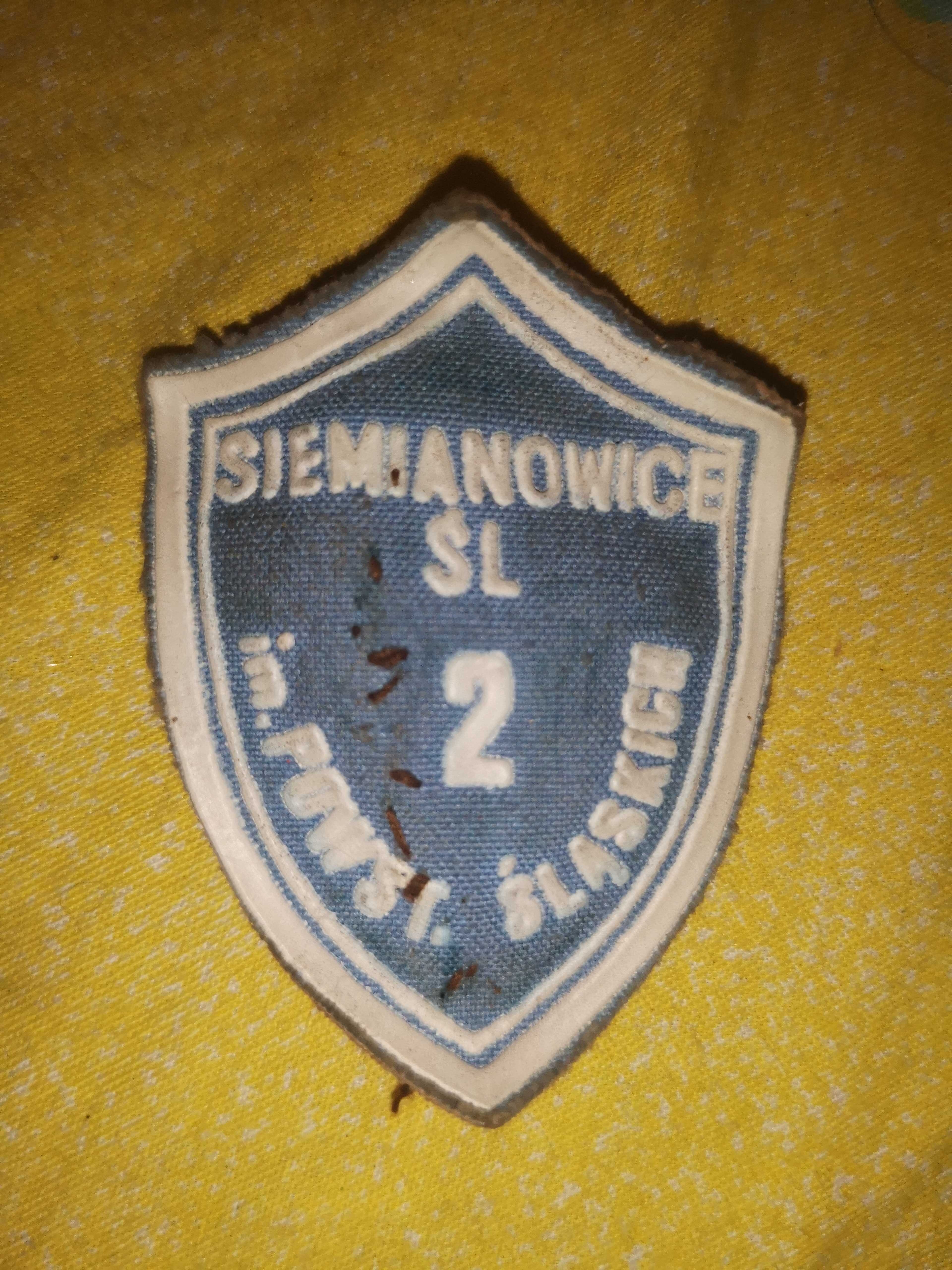 stara tarcza szkolna sp nr 2 Siemianowice Śląskie - prl