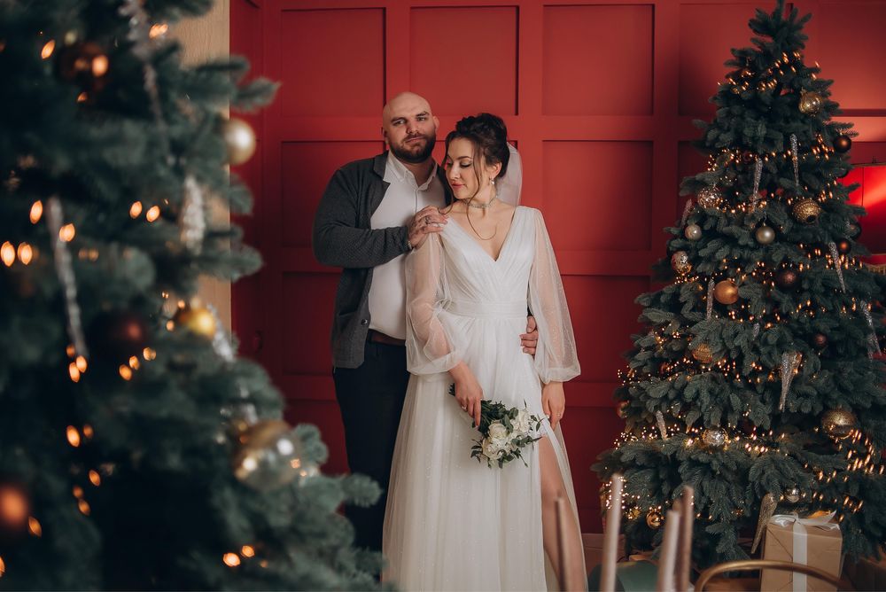 Весільна сукня 4900 грн ТОРГ, одягалась один раз. Купляла за 15000