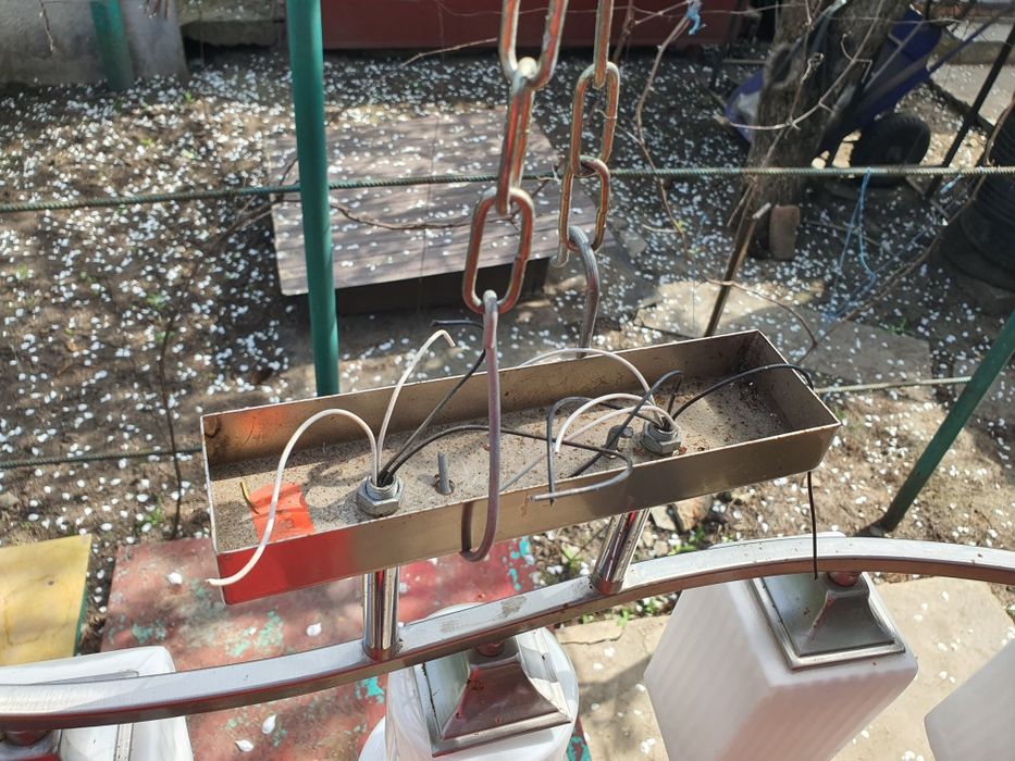 Люстра на кухню или гараж