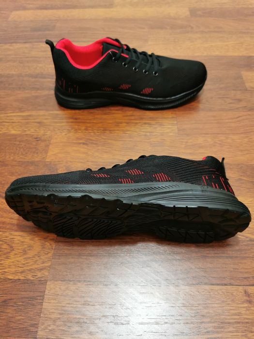 Super Lekkie Wygodne Adidasy Męskie Na Codzień Do Biegania R.43 Czarne