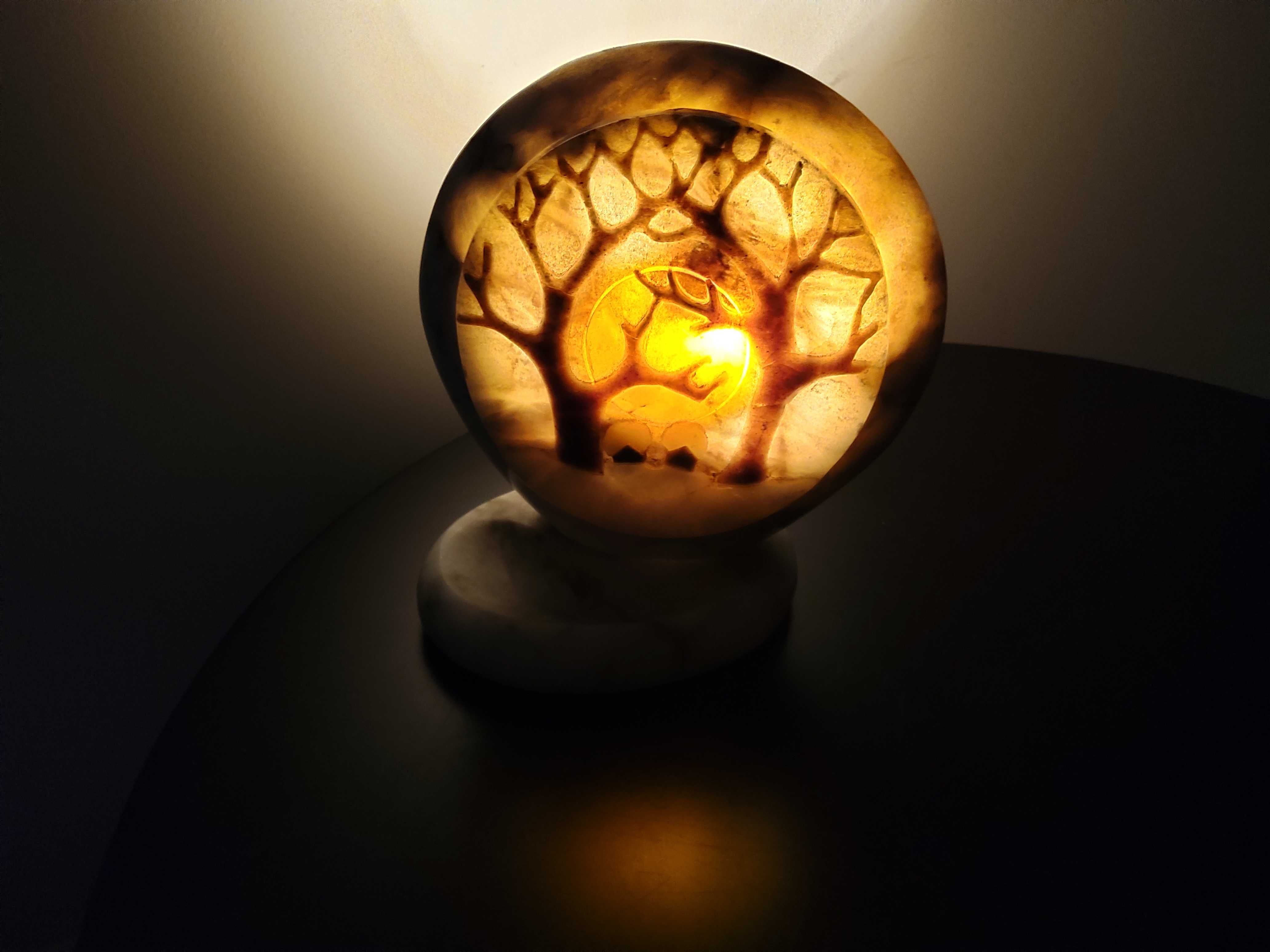 Lampka nocna z marmuru