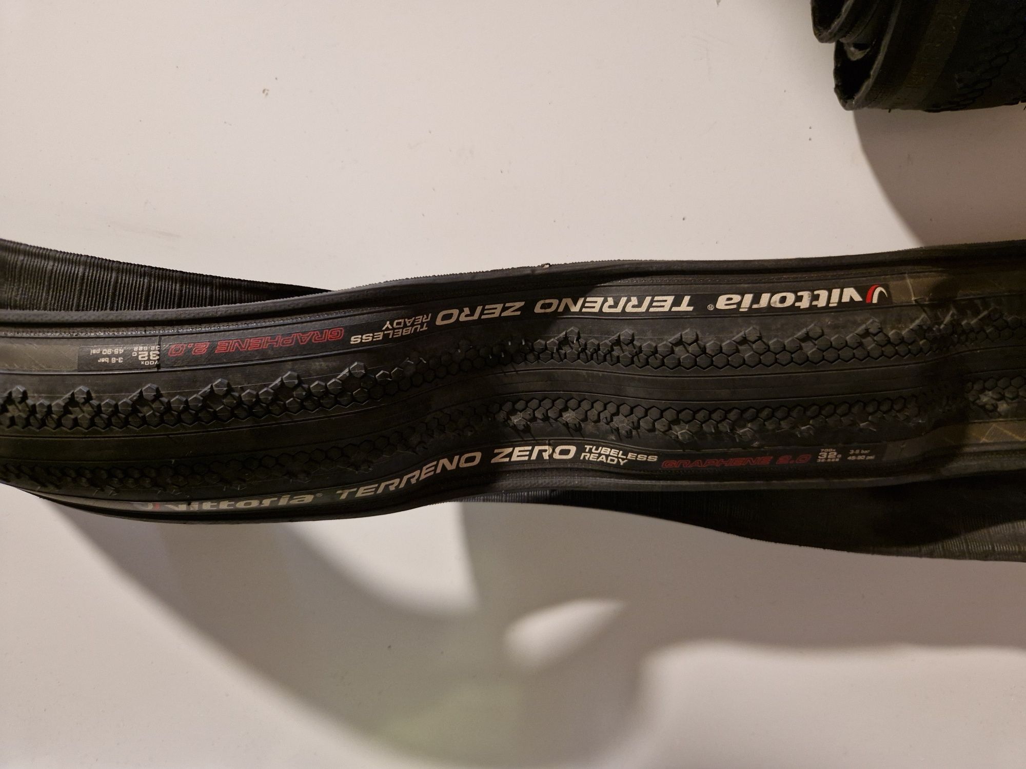 Opony vittoria terrano zero graphene 2.0