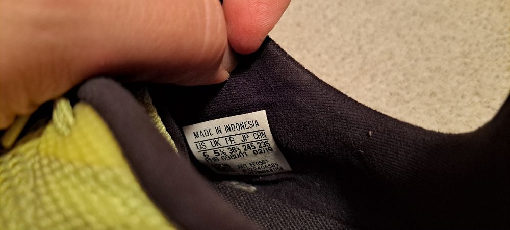 Buty sportowe chłopięce halówki Adidas Copa r. 38,5