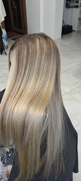 Фарбування волосся, горячий  та холодний ботокс, вiдновлення волосся