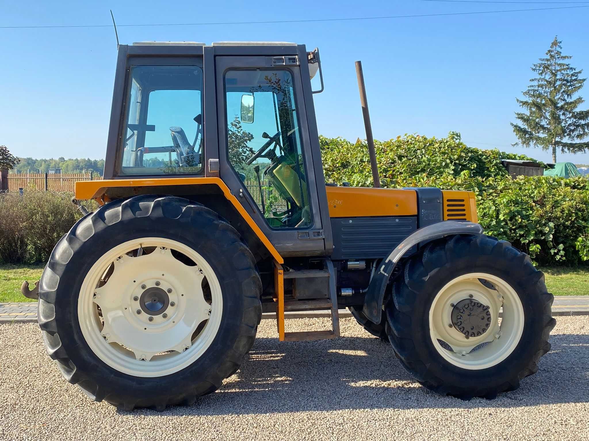 Renault 103.14 Ts Napęd 4x4_Kabina_Silnik MWM_Sprowadzony_Mechaniczny_