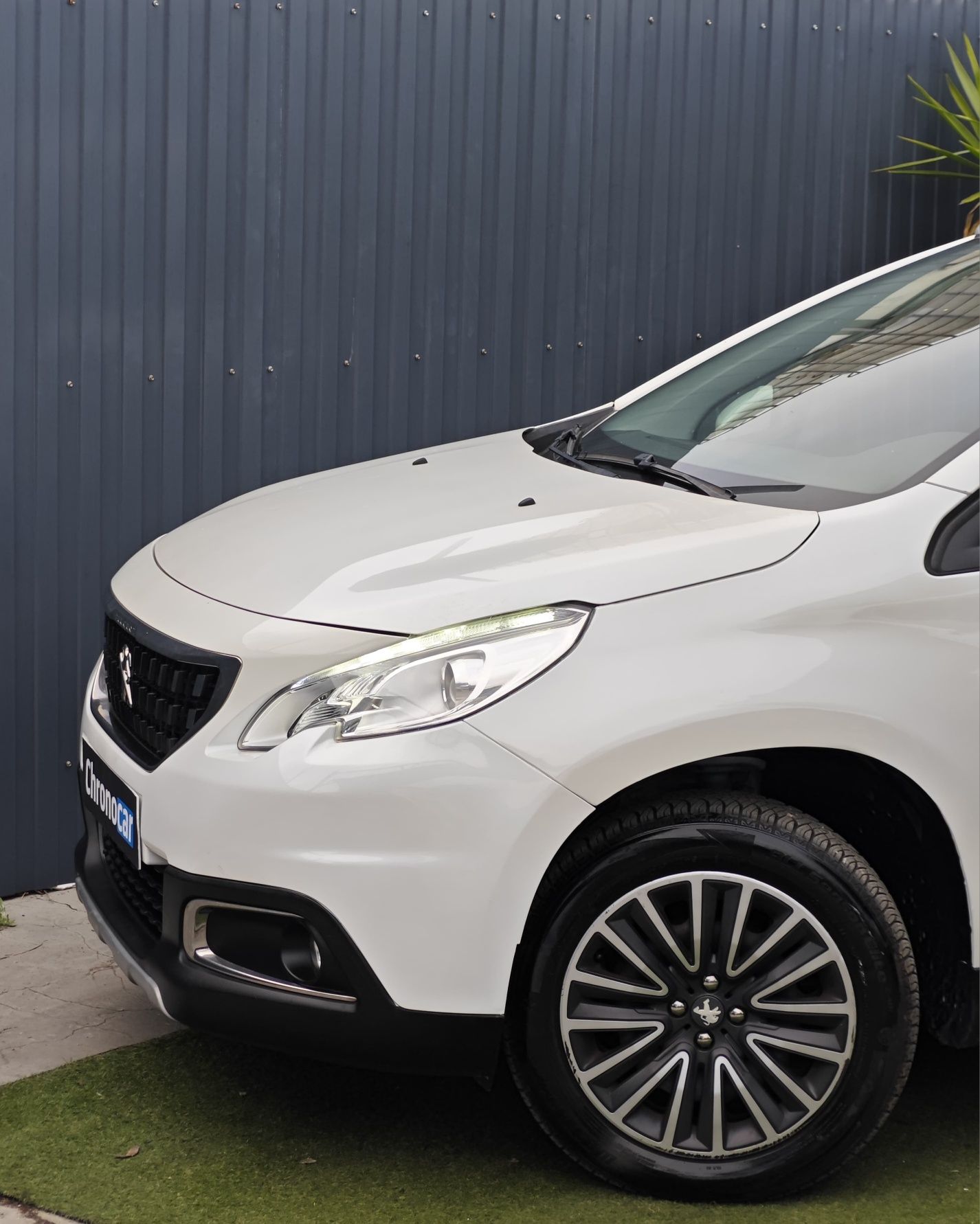 PEUGEOT 2008 Automático
