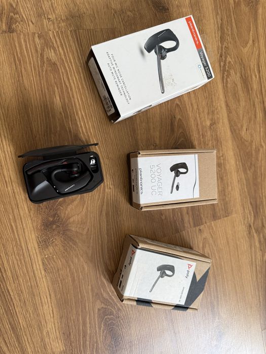 Bluetooth-гарнітура Plantronics і Jabra