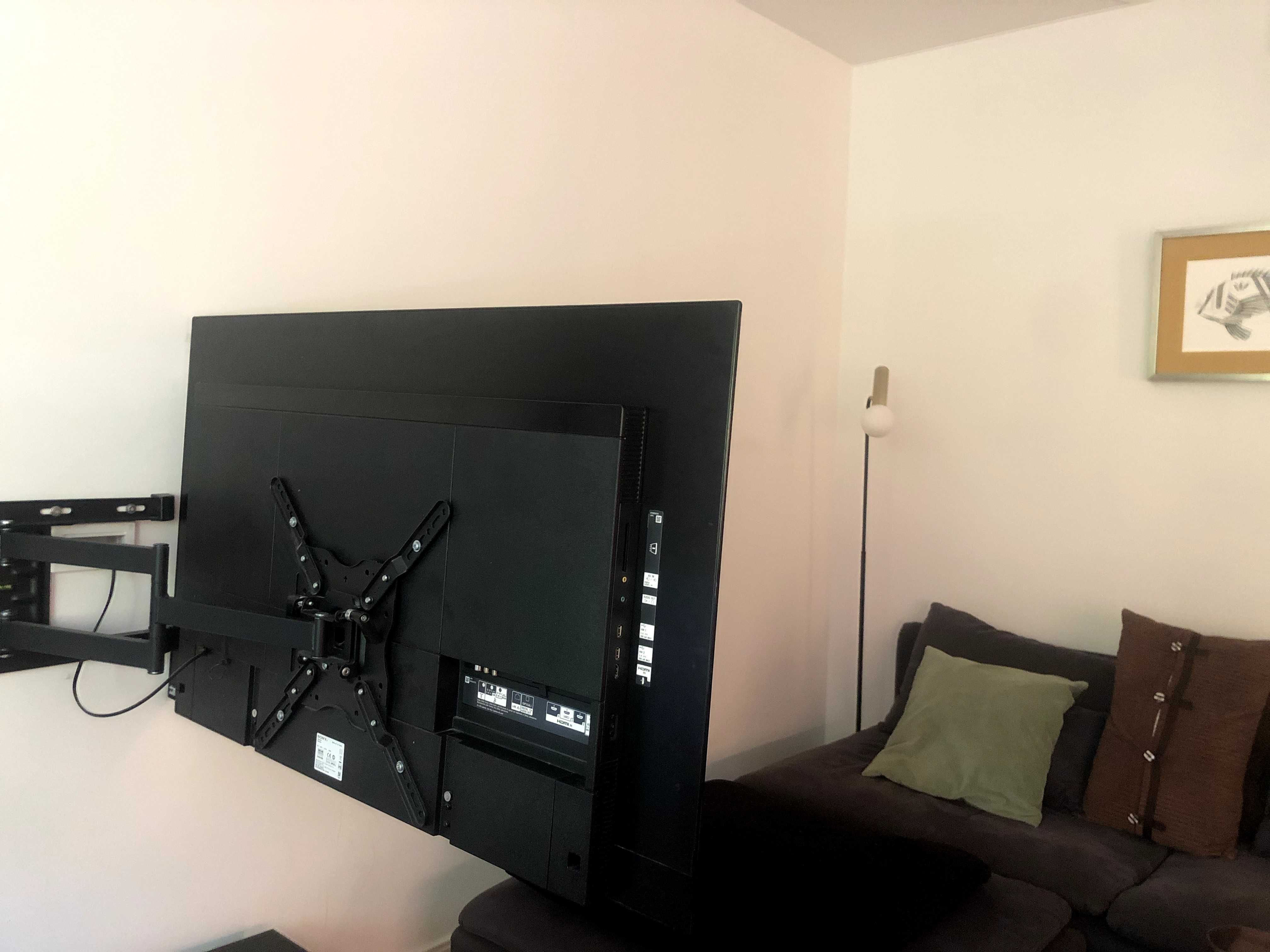 Uchwyt do telewizora SY IWB 6200 nowy, ustawia TV prostopadle do ścian