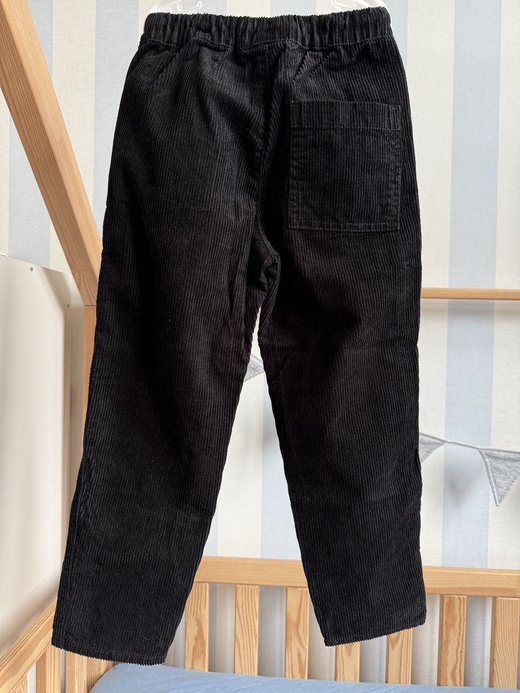 Sztruksy H&M rozm. 122