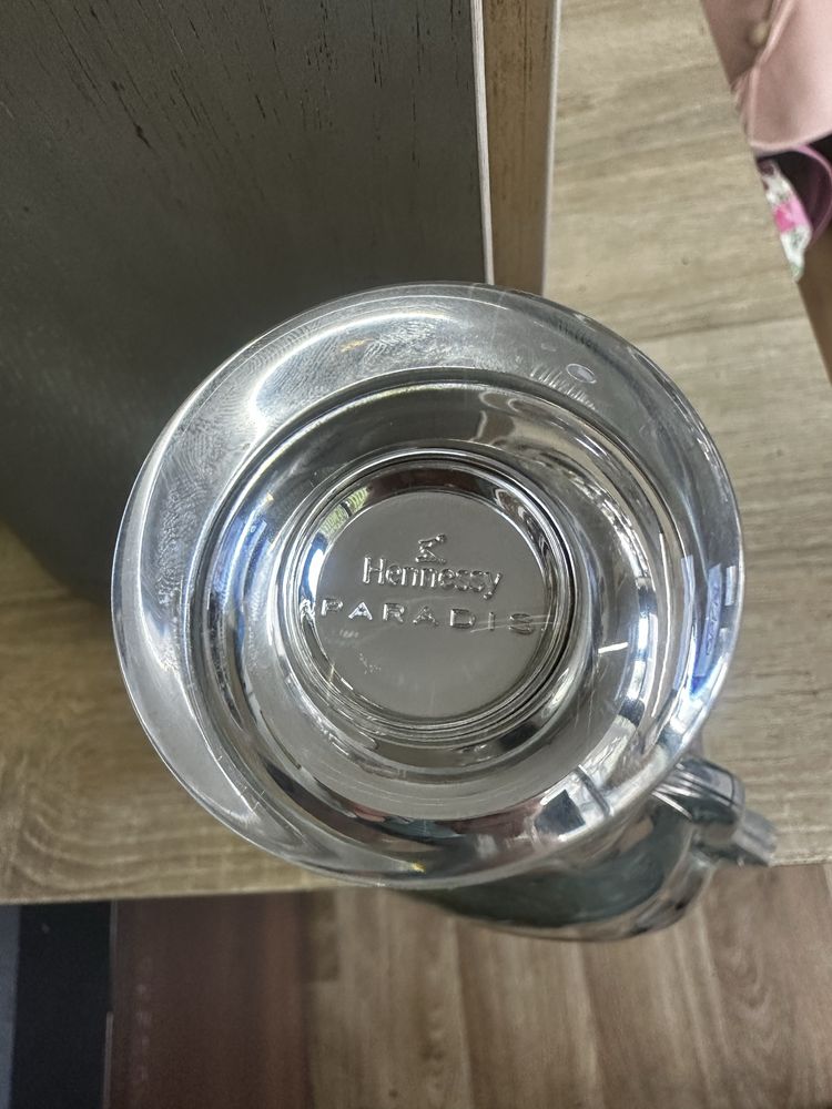 Hennessy Paradis бутылка с коробкой