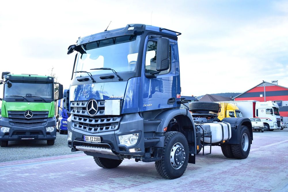 Mercedes-Benz Arocs 2042 Rama do zabudowy 4.50m. /PTO/ 4x4 / Resor/ Reduktor/ Przedni most !/ Wywrotka/ Kipper/ Kiper / Pod odśnieżanie / Akcja zima / HDS/ Kran/ Crane/  Palfinger/ Hiab/ Fassi / Effer / PM/ Energetyka / Specjalny/ Sprowadzony z Niemiec