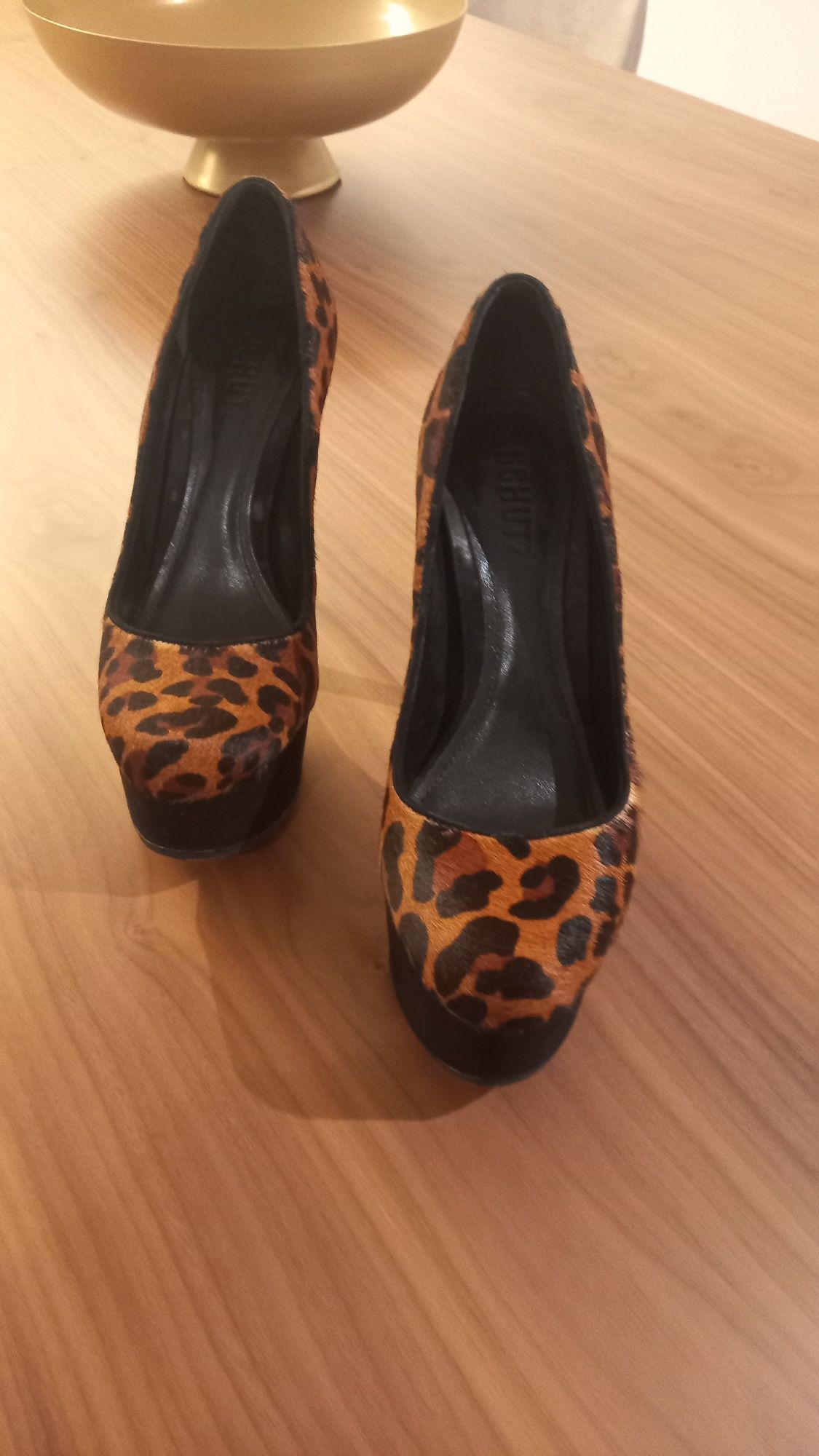 Sapatos de senhora