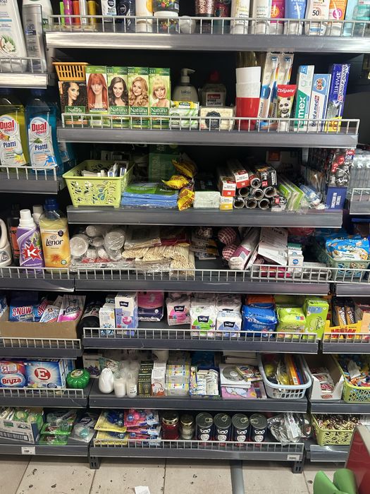 Szafki Regaly meble metalowe sklepowe magazynowe