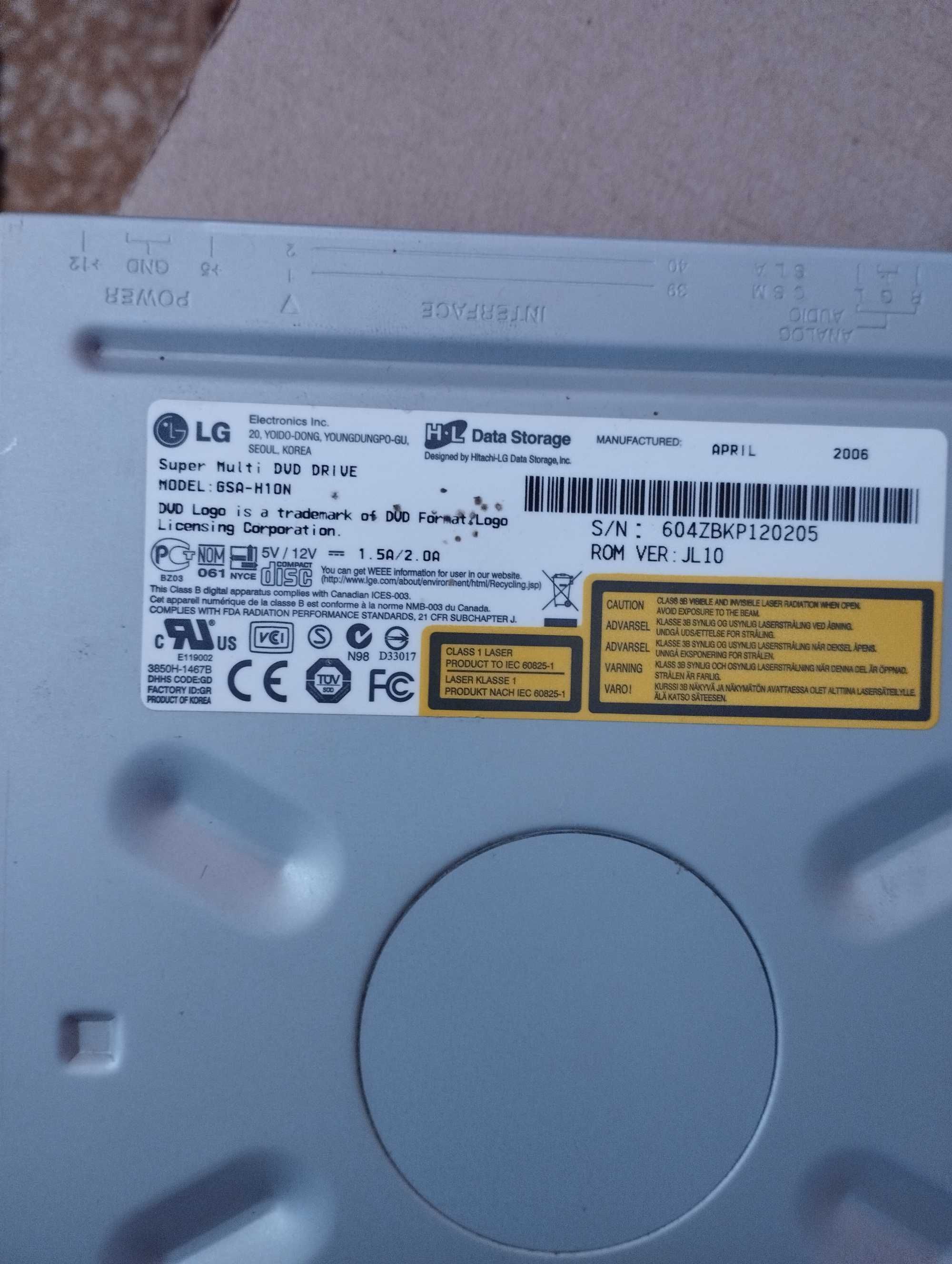 Оптичний привод LG Super Multi DVD DRIVE model: GSA-H10N