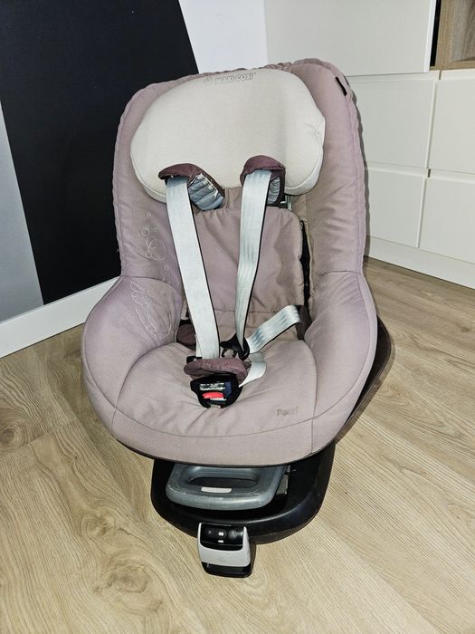 Fotelik Maxi Cosi Pearl z bazą FamilyFix 9-18kg