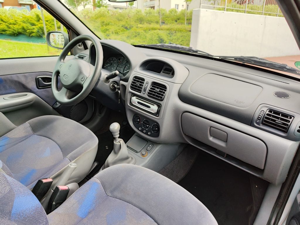 Renault Clio z klimą z Niemiec