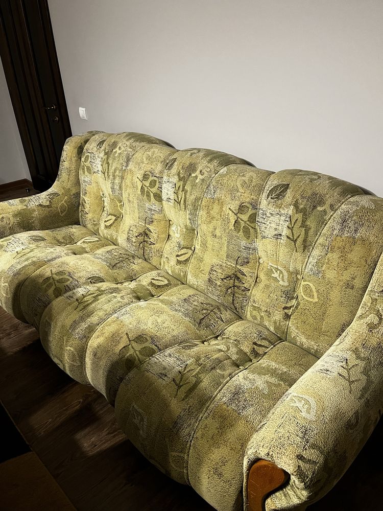 Продам диван в хорошому стані