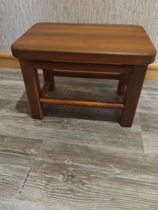 Табурет. табурет дерев'яний.табурет деревянный.стул кухонний.стул.таб