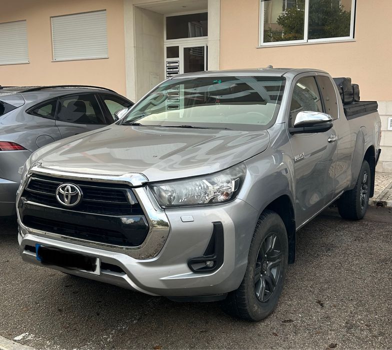 Toyota Hilux 2.4 2021 4WD Adventure Offroad Camping