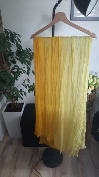 Żółty szalik polecam