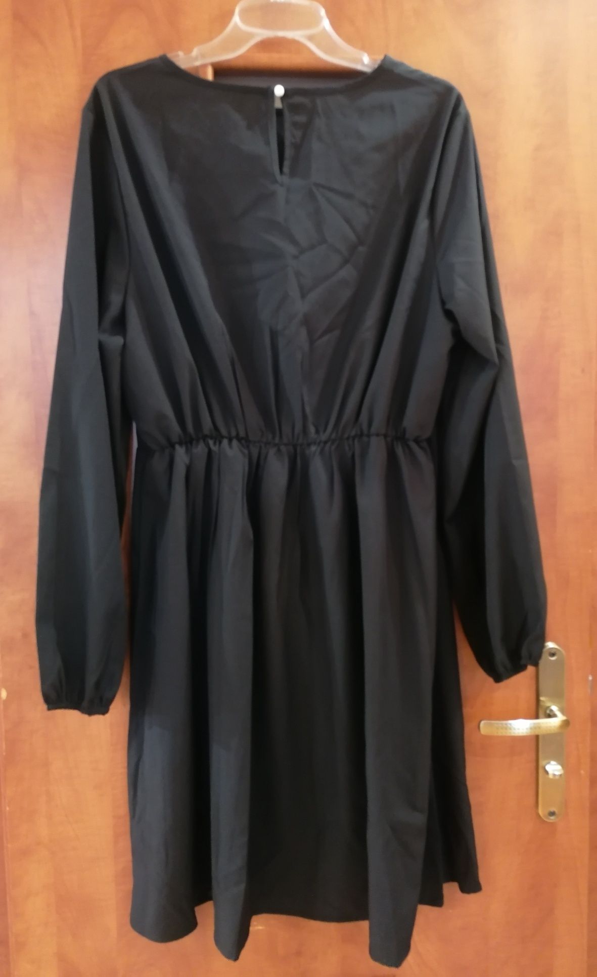 Sukienka mała czarna roz 2xl