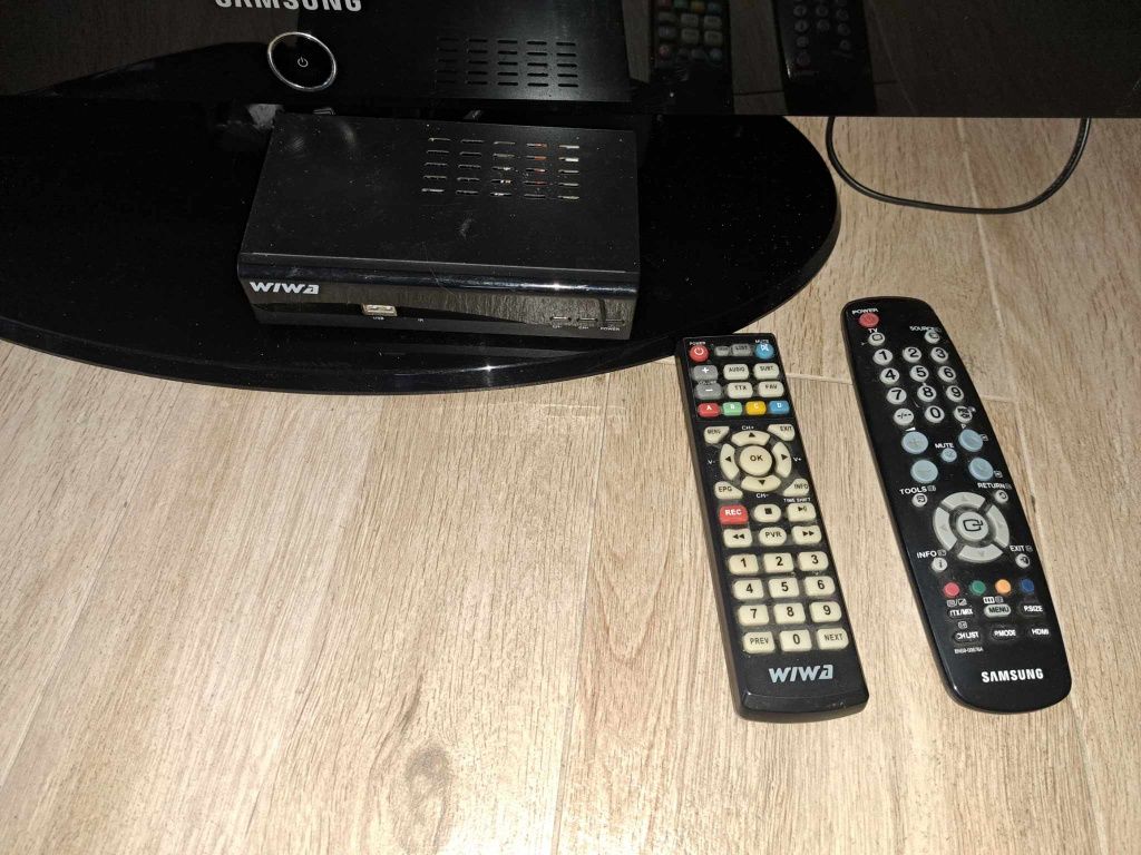 Telewizor samsung 32 cale plus dekoder