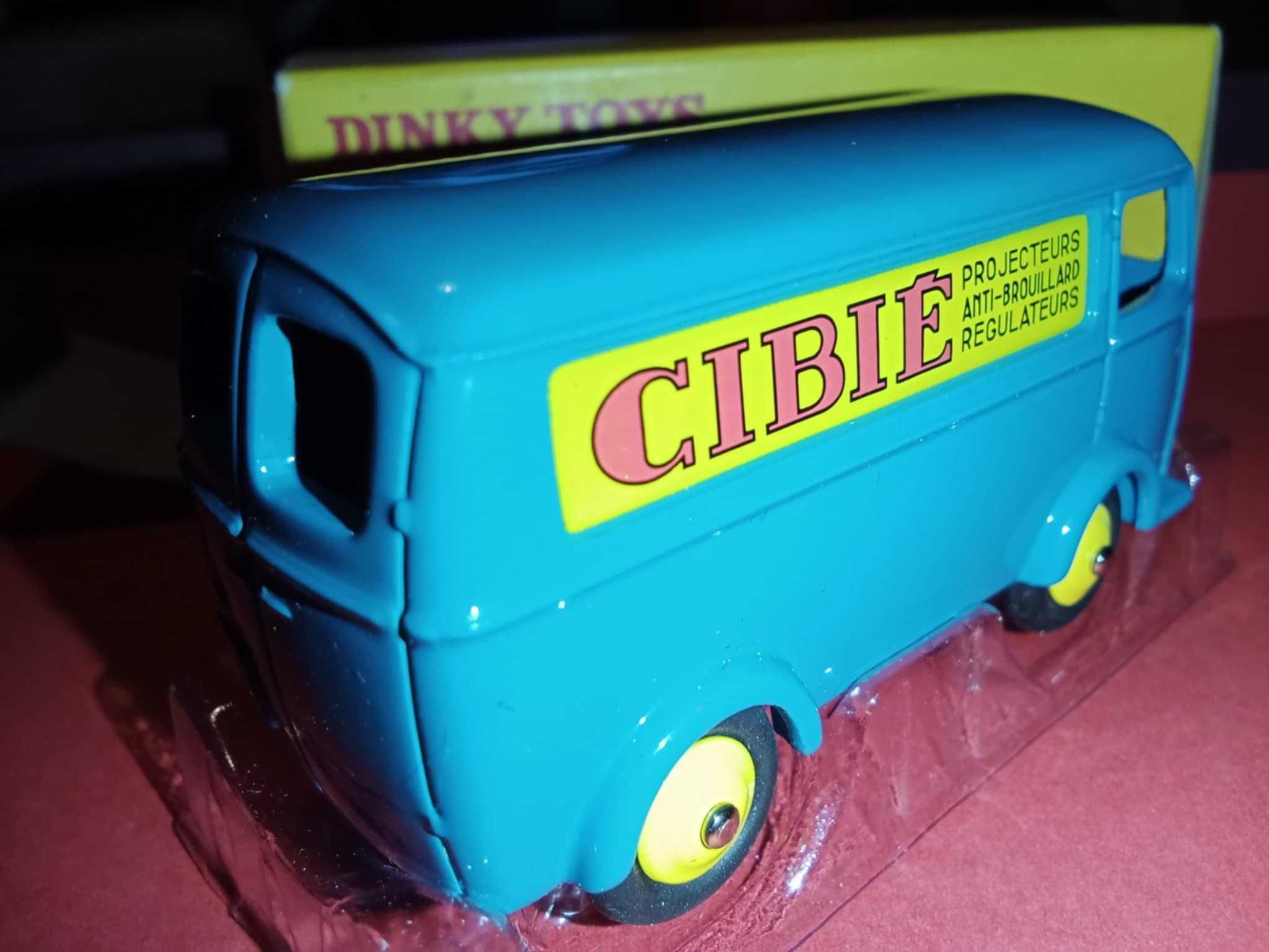 Dinky Toys Fourgon Postal