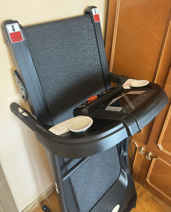 Бігова доріжка EnergyFIT 510 — чудовий стан!