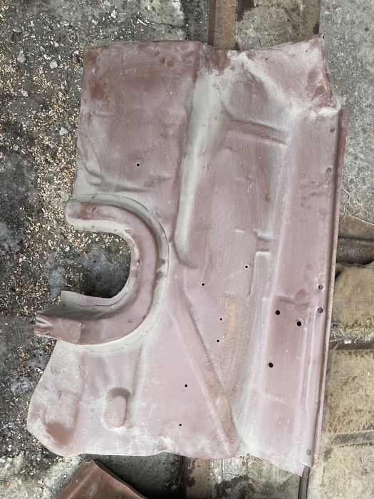 бризговик крила ГАЗ 24