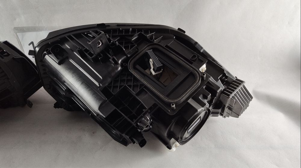 Opticas Mercedes EQA original C/novas