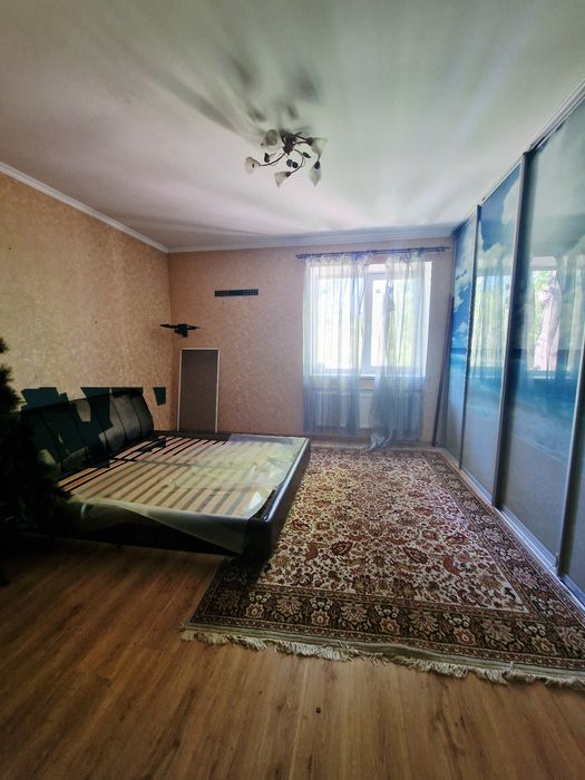 Будинок в центральній частині Бучі.