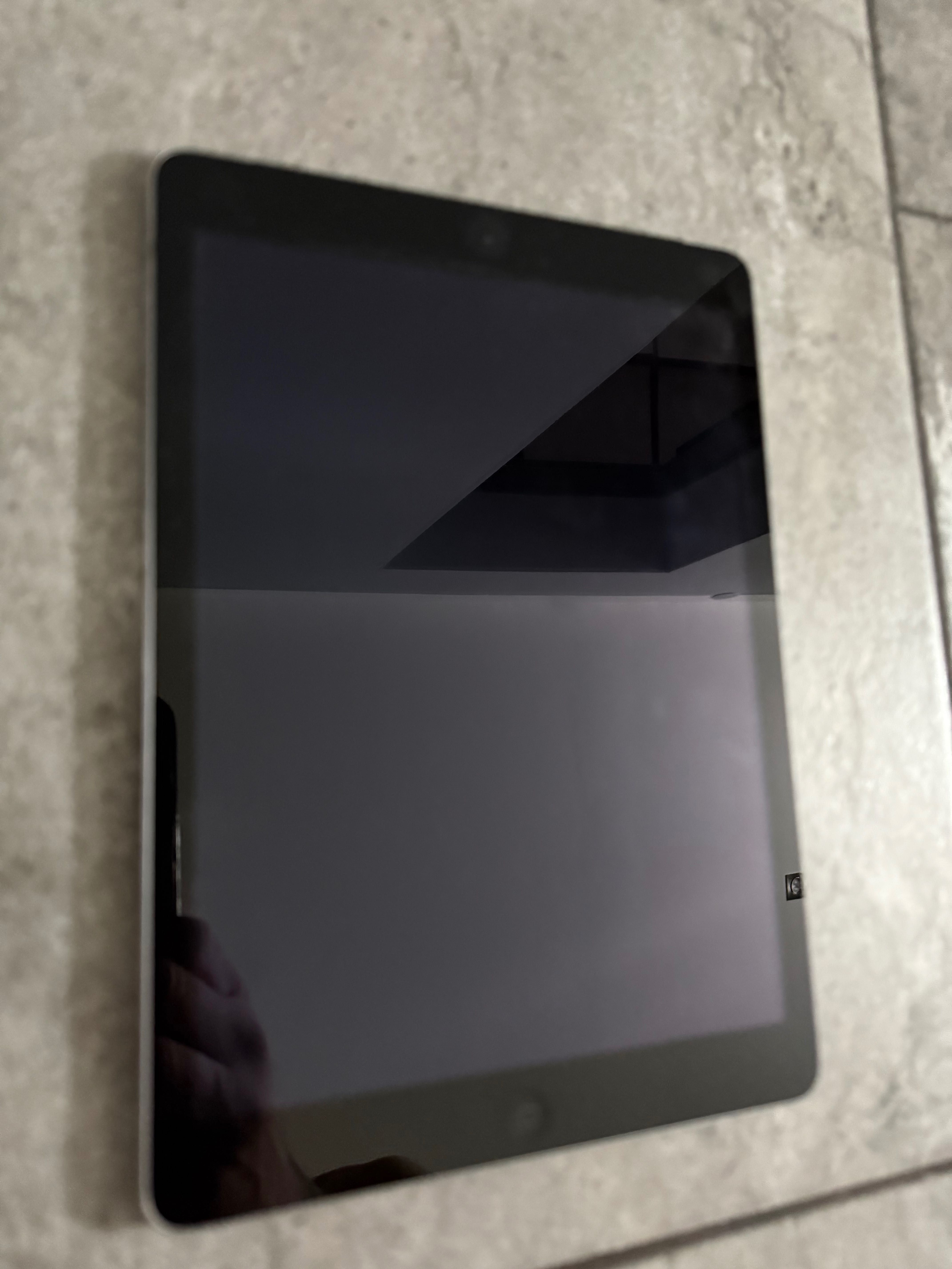iPad Air jak nowy
