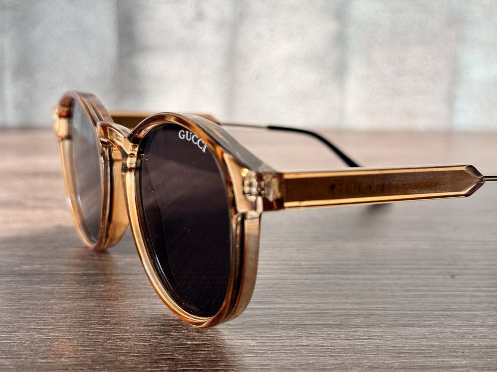 Сонцезахисні окуляри Gucci