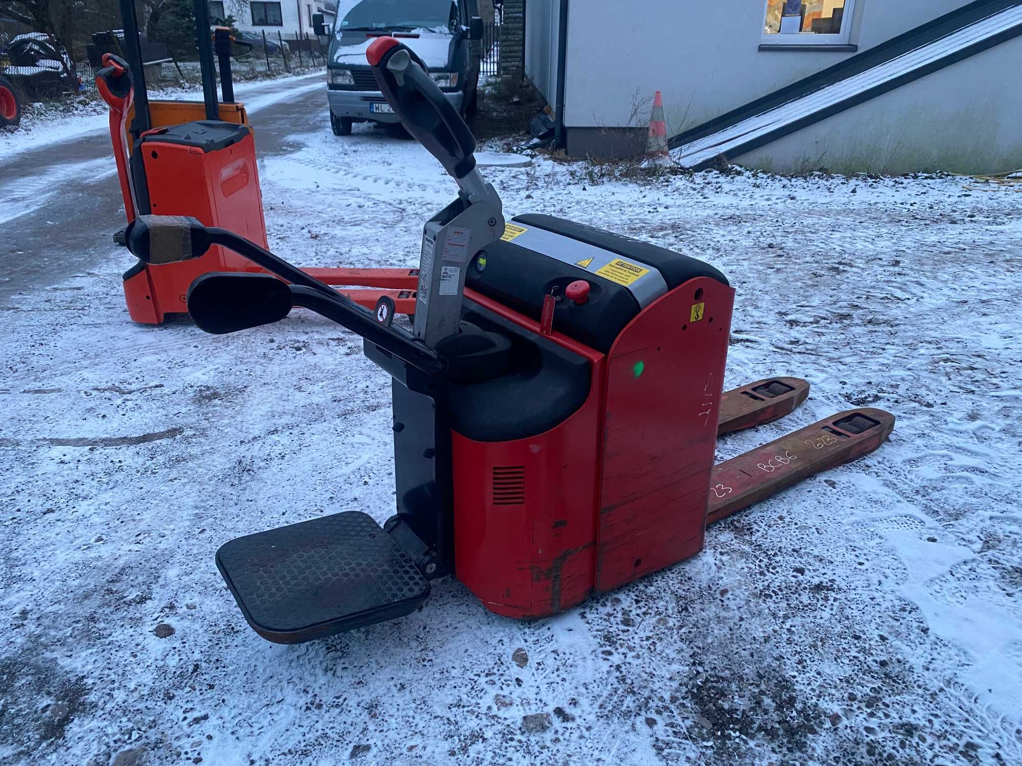 Wózek, Paleciak elektryczny MANITOU EP22M