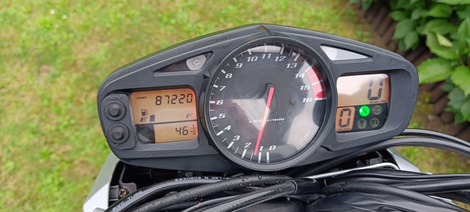Suzuki Gsr 600 , kufer givi oświetlenie LED