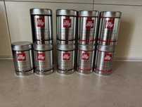Aluminiowe puszki po kawie Illy