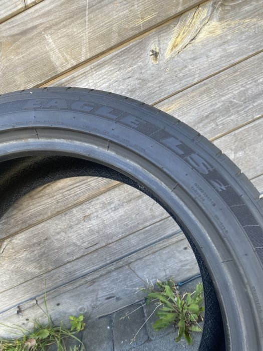 Резина Шини 235/45 R18 протектор 7.5мм Goodyear