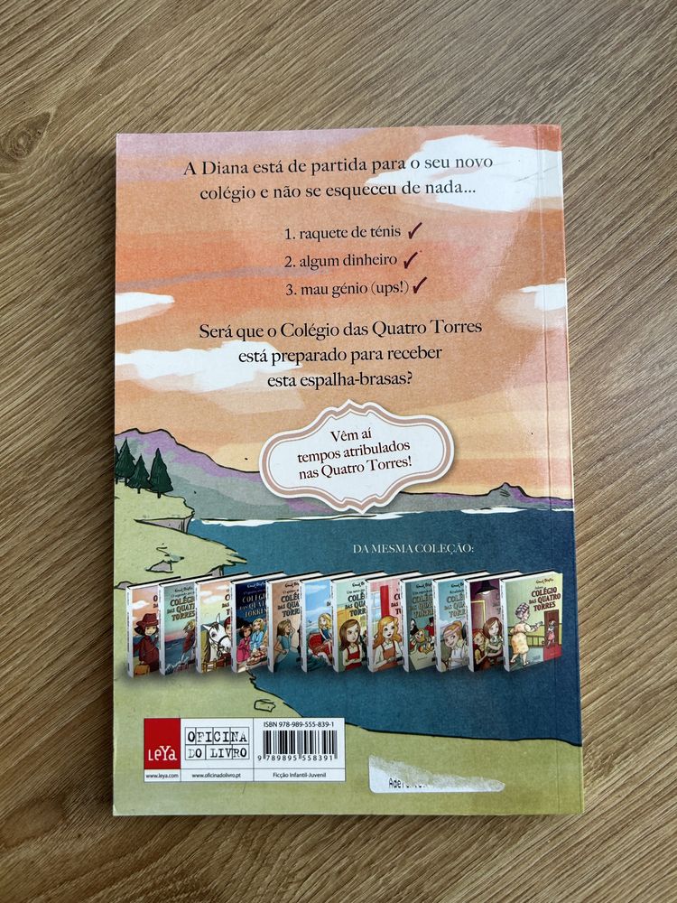 Livro Enid Blyton - O colégio das quatro torres