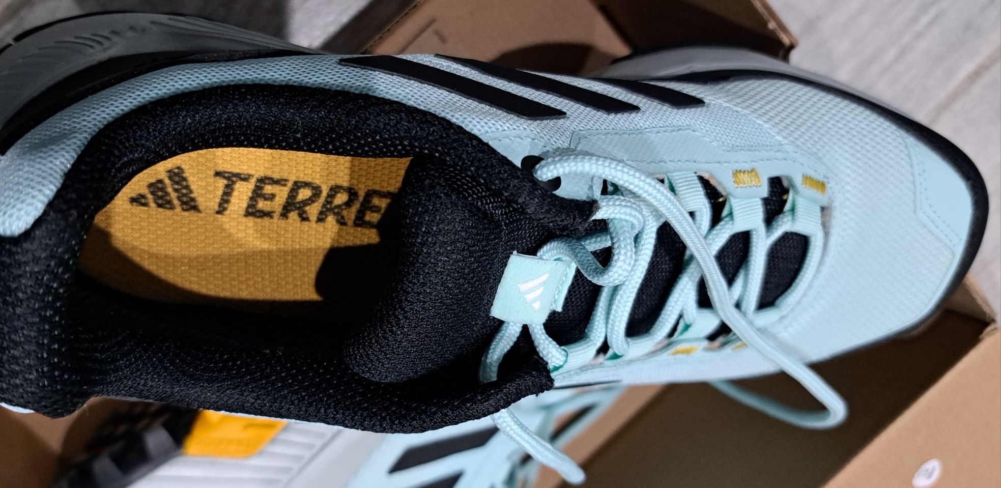 Buty adidas terrex eastril 39 1/3 miętowe trekkingowe turystyczne now