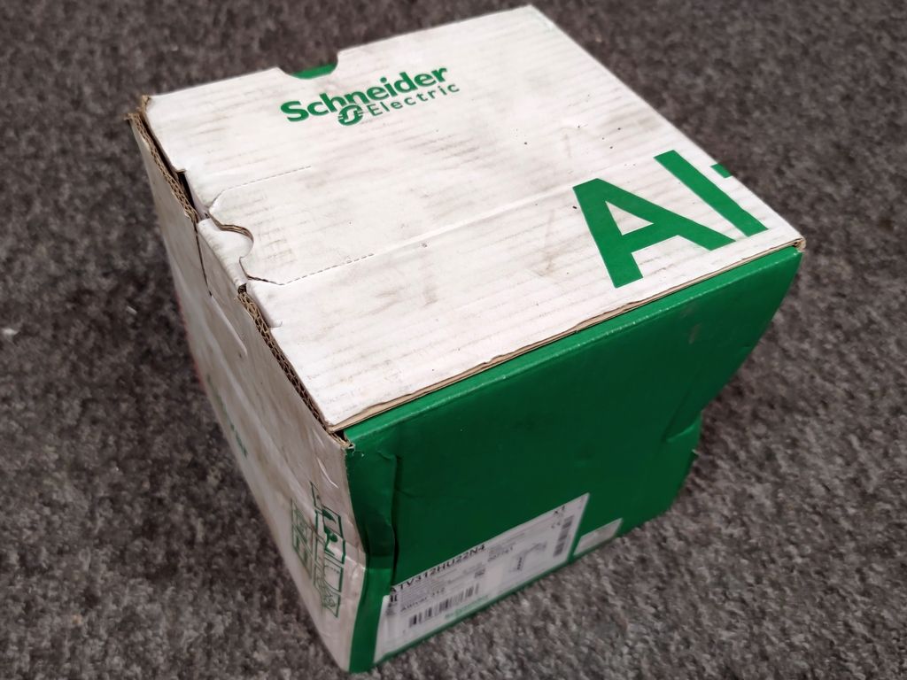 Falownik Schneider Altivar 312 ATV312HU22N4 2,2kW