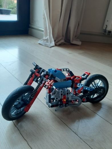 Lego 42036 Technic Miejski motocykl