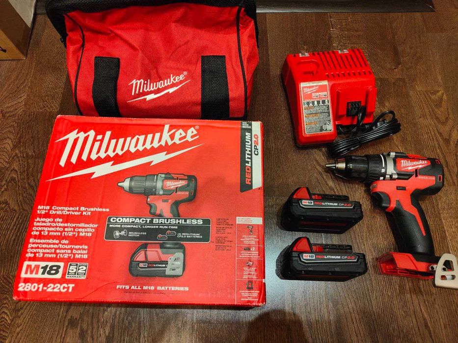 Дриль шуруповерт Miwaukee 2801-22CT