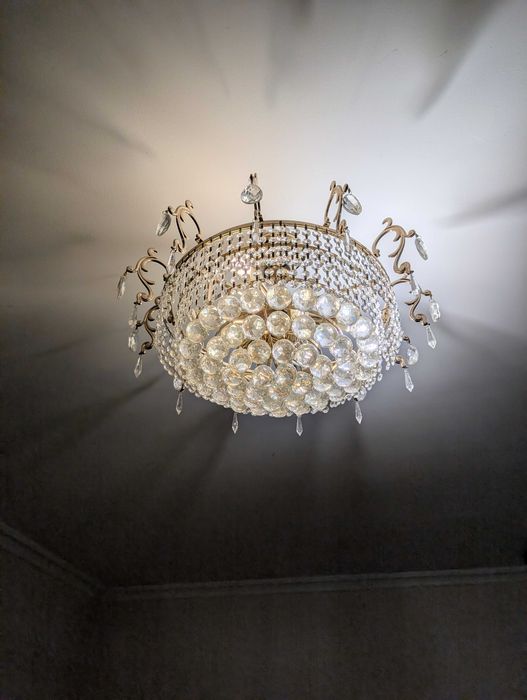 Продам люстру під кришталь