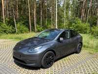 Tesla model Y 2022