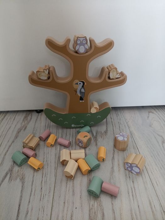 Gra balansujące drzewo