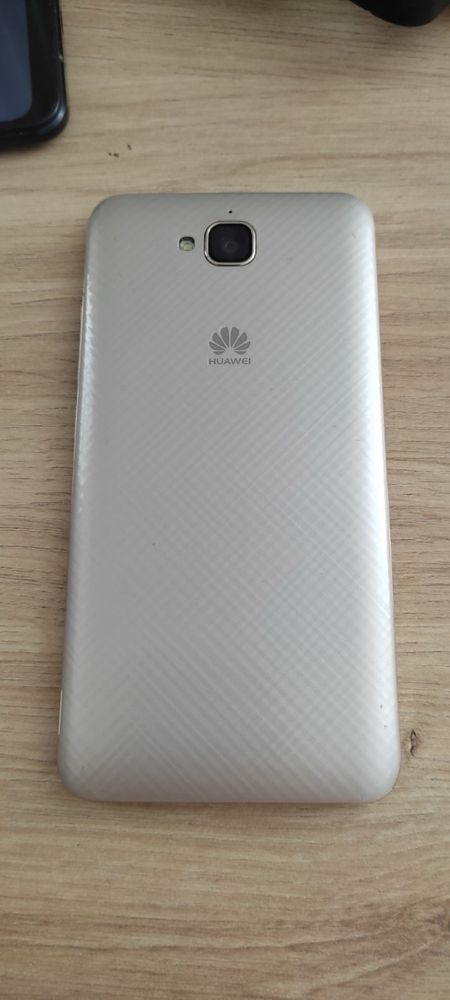 Huawei y6 (tit-u02)2/16